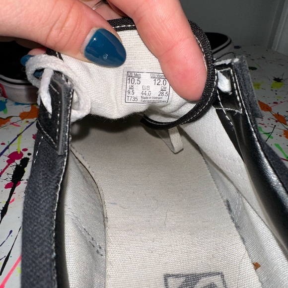 Men’s Vans - Picture 5 of 5